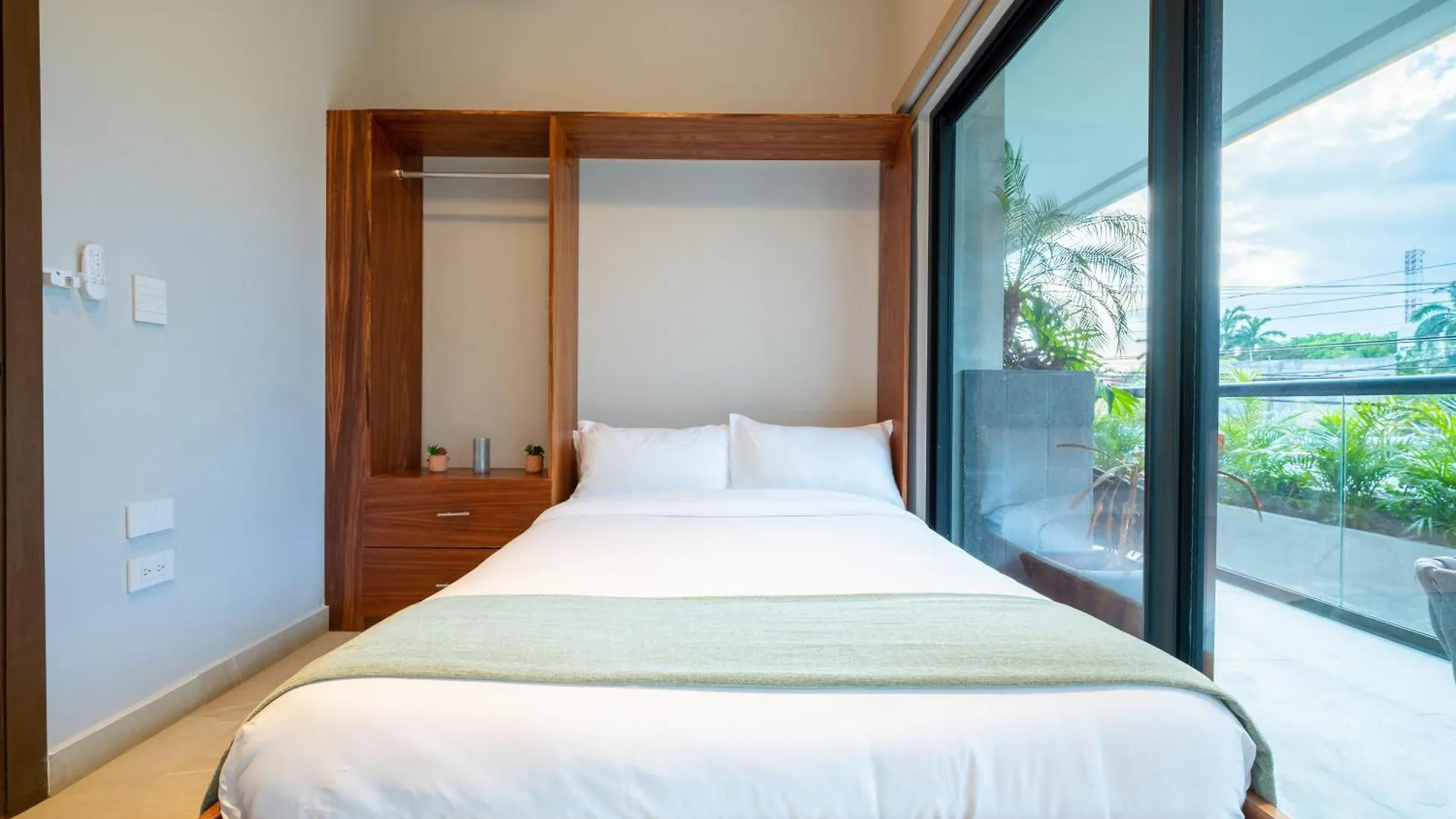Kippal - Modern Oasis - Aparthotel Cozumel