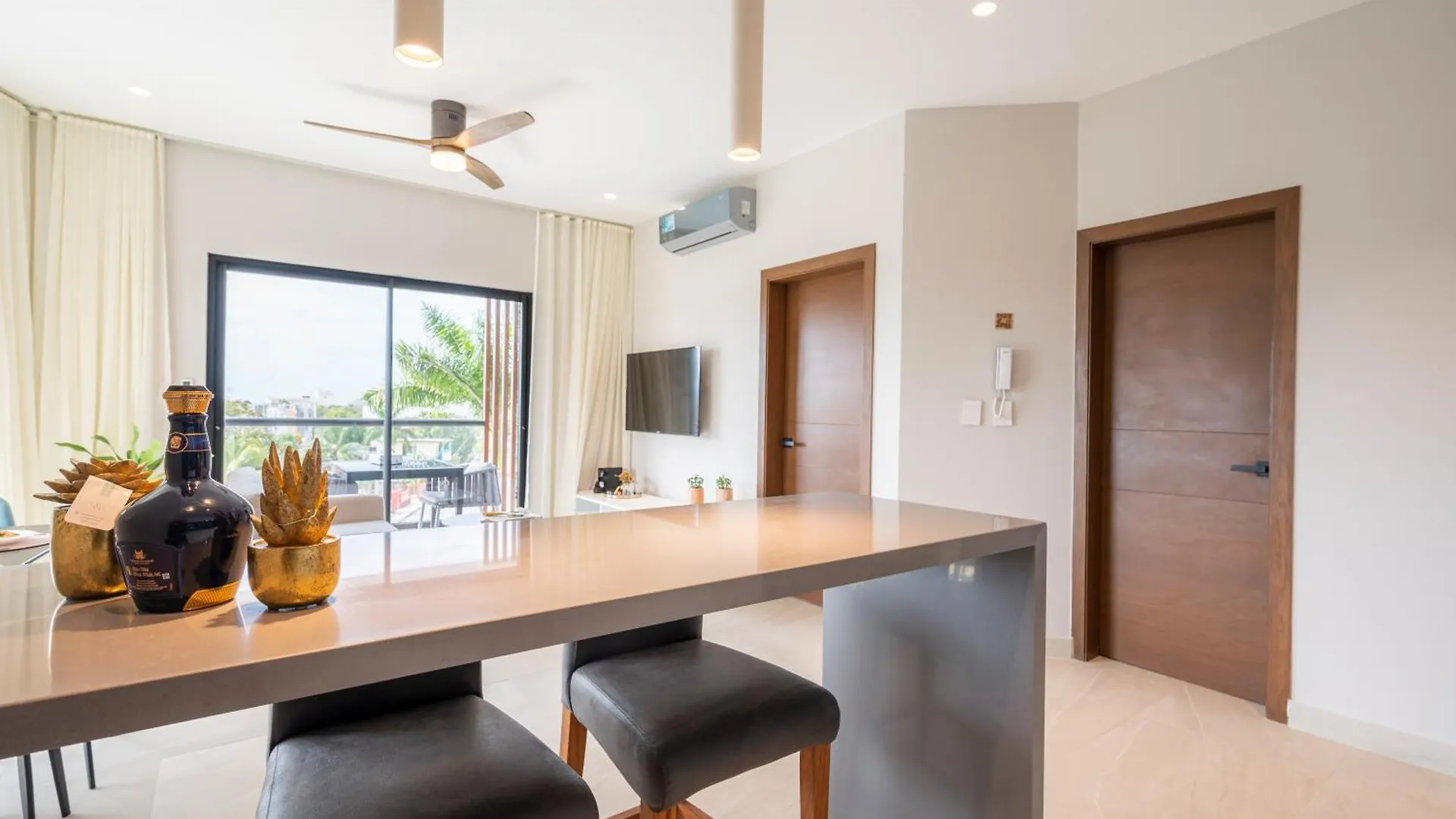 Kippal - Modern Oasis - Aparthotel Cozumel